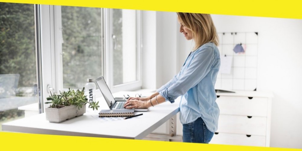 Benefits of Standing Desk – Why standing desk is a good idea for desk job employees?